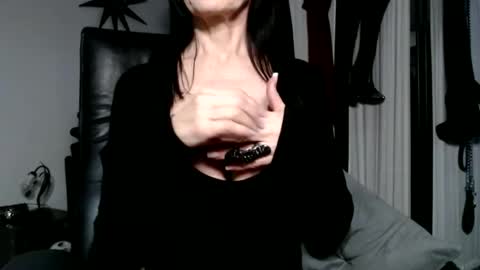 EVA65 online show from January 13, 8:37 pm