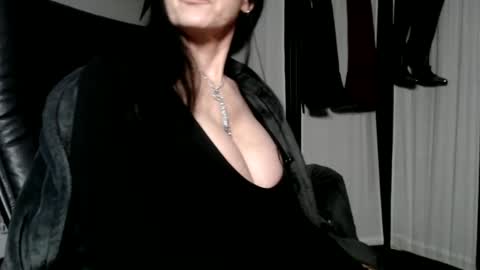 EVA65 online show from January 15, 5:15 pm