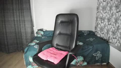 Eva online show from March 5, 6:23 pm