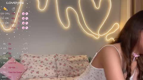 Eva online show from December 18, 1:21 am