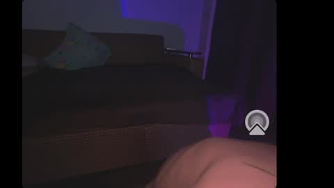 Evvie online show from December 13, 3:11 pm