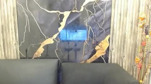 eva_luna699425 online show from May 11, 12:29 pm