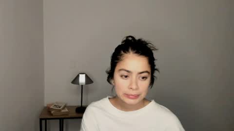 eva_monn online show from April 16, 2:12 am