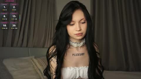 Eva online show from October 22, 5:18 pm