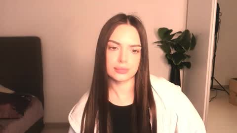 Eva online show from April 9, 3:28 pm