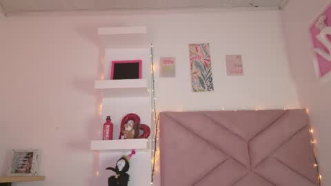 Eva Sin online show from March 17, 5:44 am