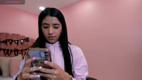 Eva online show from October 21, 9:30 pm