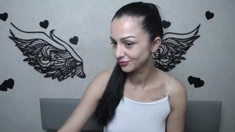 EvaClarkk online show from July 6, 3:03 pm