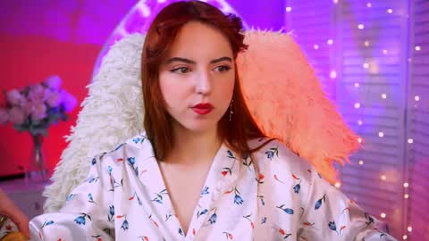 Eva  online show from February 1, 12:37 pm