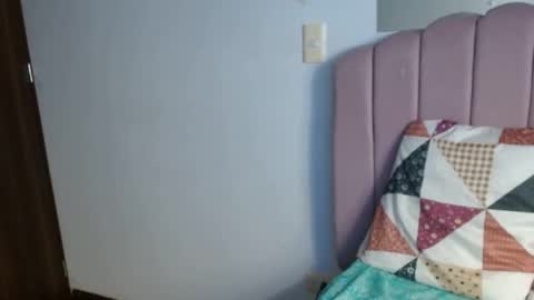 Evanssa lx online show from April 14, 2:17 pm