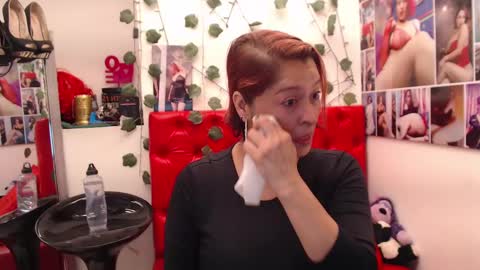 Eva Twiss online show from February 13, 11:39 am