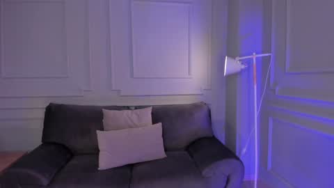 Eve  online show from February 6, 11:53 am