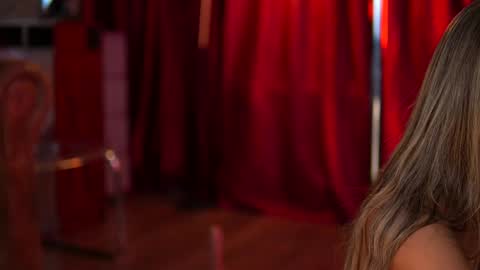 Evelyn online show from September 22, 7:12 pm