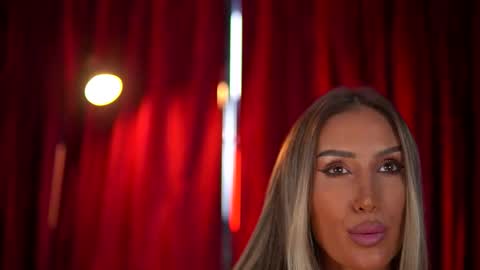 Evelyn online show from September 17, 6:50 pm