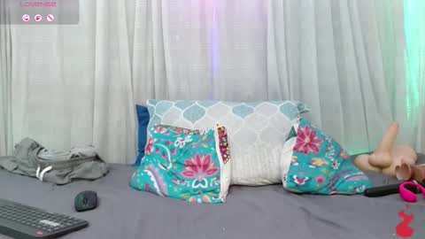   online show from November 23, 5:21 am