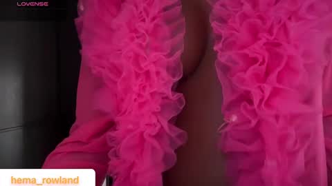 E V E L Y N  online show from February 28, 12:09 pm