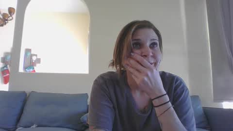 Aly online show from December 17, 7:18 pm