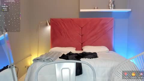 Sophia online show from November 24, 8:00 pm