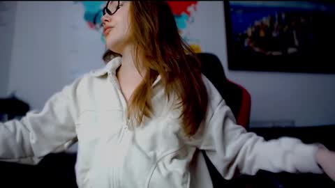 Goddes 1 online show from March 25, 5:49 pm