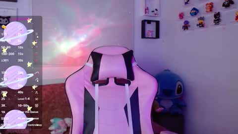 Evie Cloud online show from November 4, 10:26 pm