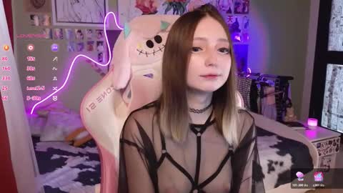 Evie online show from March 26, 10:28 am