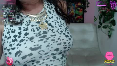 Pamela  online show from October 29, 9:17 pm