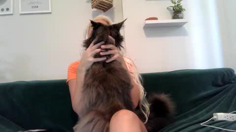 Badblondebunny online show from October 22, 10:15 pm