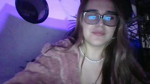 EVY online show from May 28, 2:09 am