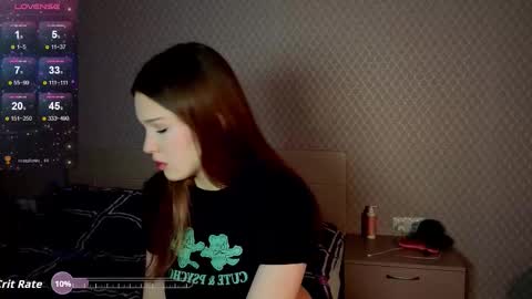 excited kristi online show from October 1, 9:58 am