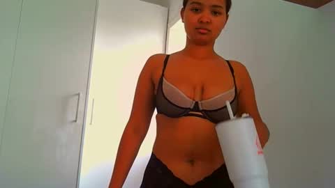 courtney online show from April 13, 6:25 am