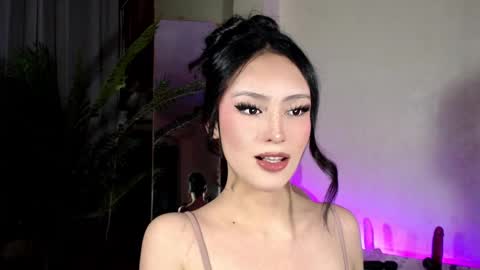 Snapshot of expensive_candyx chatting on February 1, 12:47 pm Candy online show from February 1, 12:47 pm