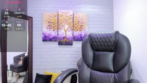      online show from March 4, 7:31 pm