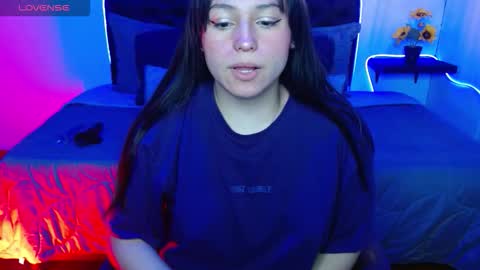 eymmy_24 online show from September 26, 2:53 am