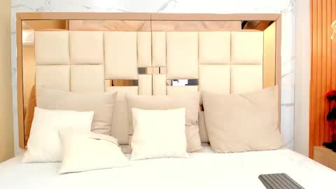  Fabi  online show from February 12, 10:59 pm