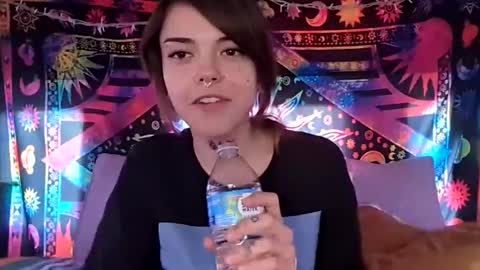 Faerie 3 online show from May 6, 1:53 am