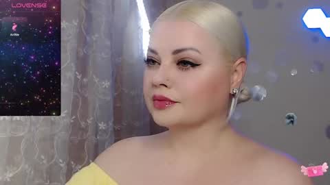 Snapshot of fairyjewell chatting on February 9, 7:09 pm Jewell online show from February 9, 7:09 pm