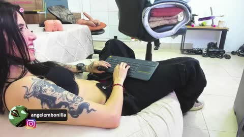 Megan    630  1330 -5 online show from April 1, 1:52 pm