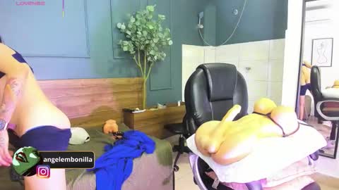 Megan    630  1330 -5 online show from March 26, 1:24 pm