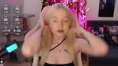 Lisa online show from February 15, 10:42 pm