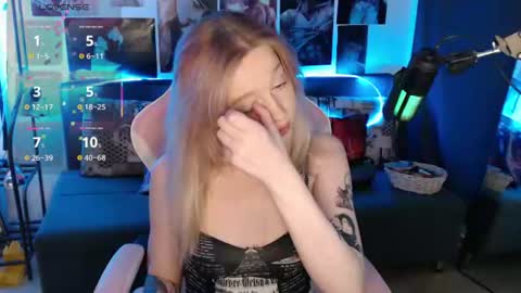 Lisa online show from July 30, 3:51 am
