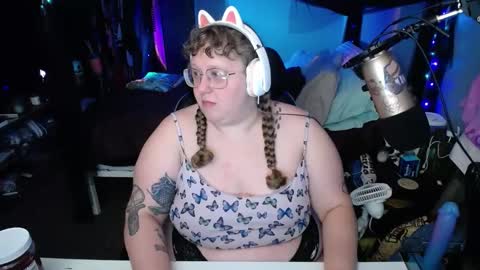 FatVeronica online show from February 6, 6:40 am