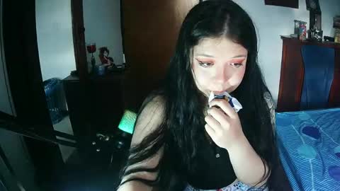 Fayevalentiine online show from May 25, 10:31 pm