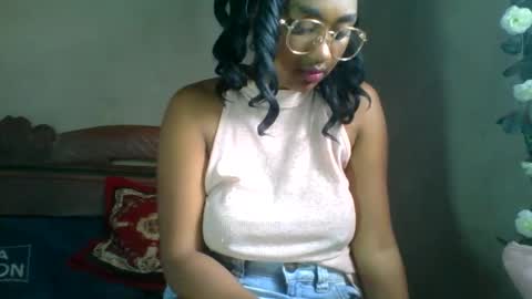 felicie515247 online show from March 7, 7:59 am