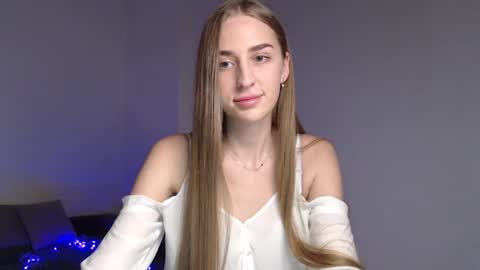 Femke online show from December 25, 9:11 pm