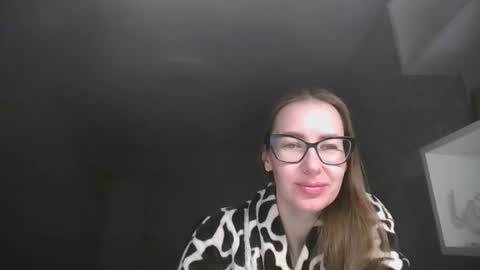 feraliss online show from May 31, 8:21 pm