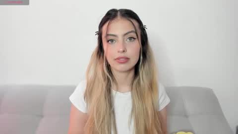 fernanda  online show from March 17, 2:32 pm