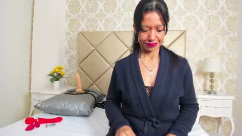 Fernanda  online show from June 12, 11:40 am