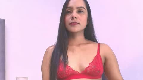 Fernandabrown s online show from April 12, 8:28 am