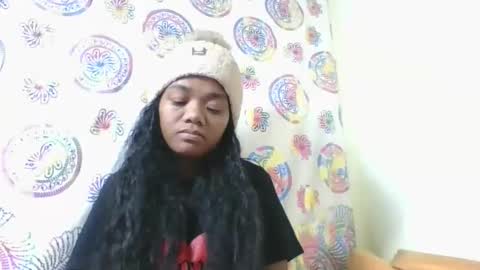 fetranialdy online show from May 25, 3:55 pm