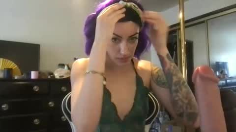 fgsammie online show from January 31, 10:30 pm